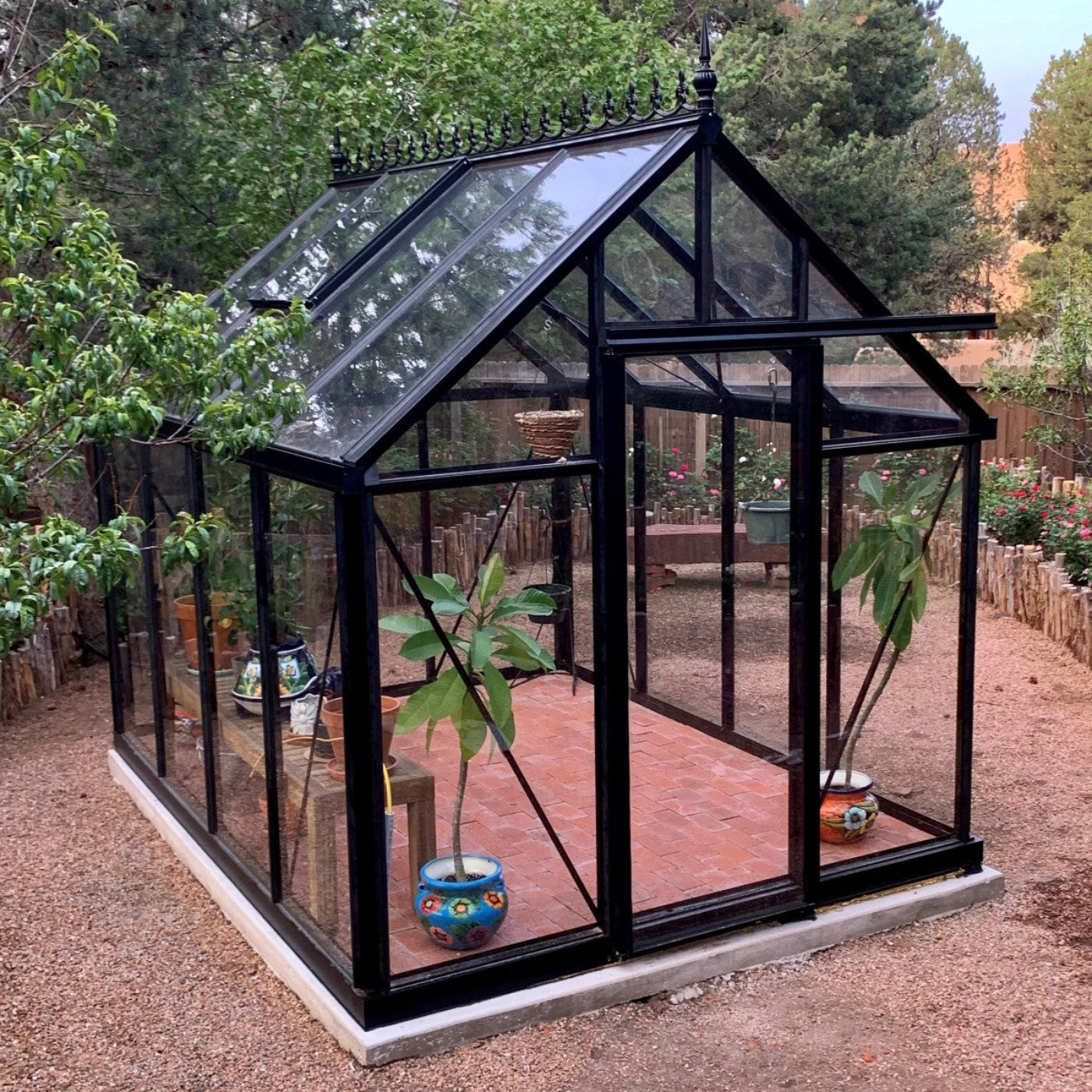 Janssens 8x10x8 ft Junior Victorian  Glass Greenhouse Kit With 4mm Tempered Glass Glazing - J-VIC-23