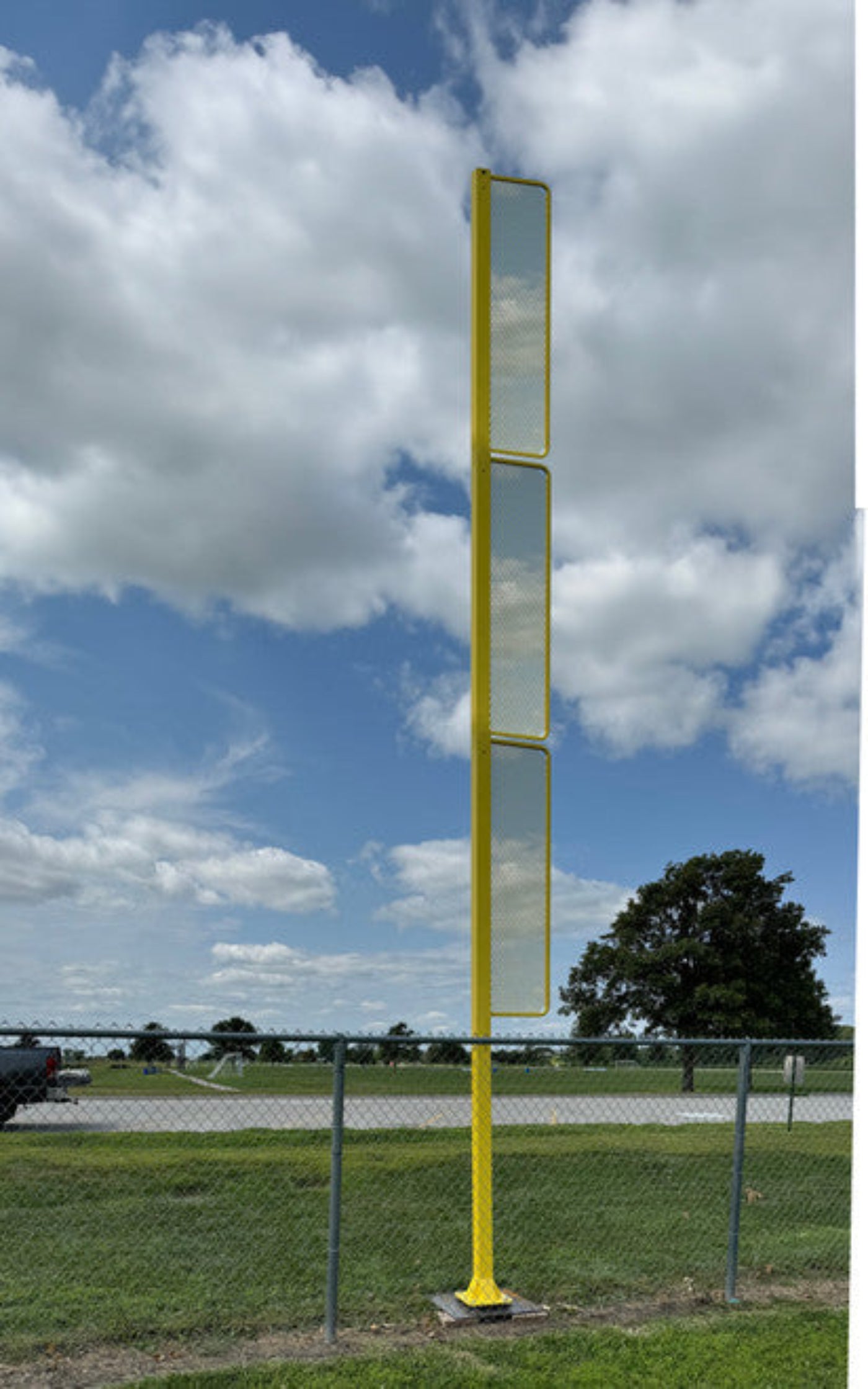 Bison Aluminum 16' Foul Pole - Pair - BBSB16FPXXA