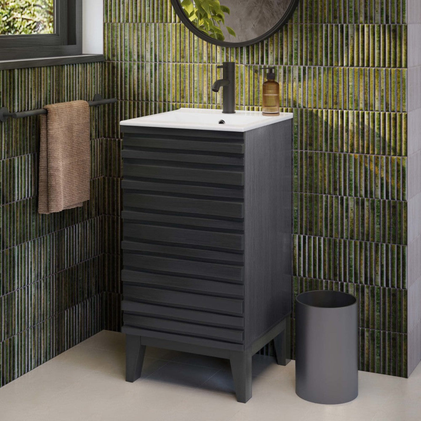Swiss Madison Cascade 18" Bathroom Vanity in Black - SM-BV560B