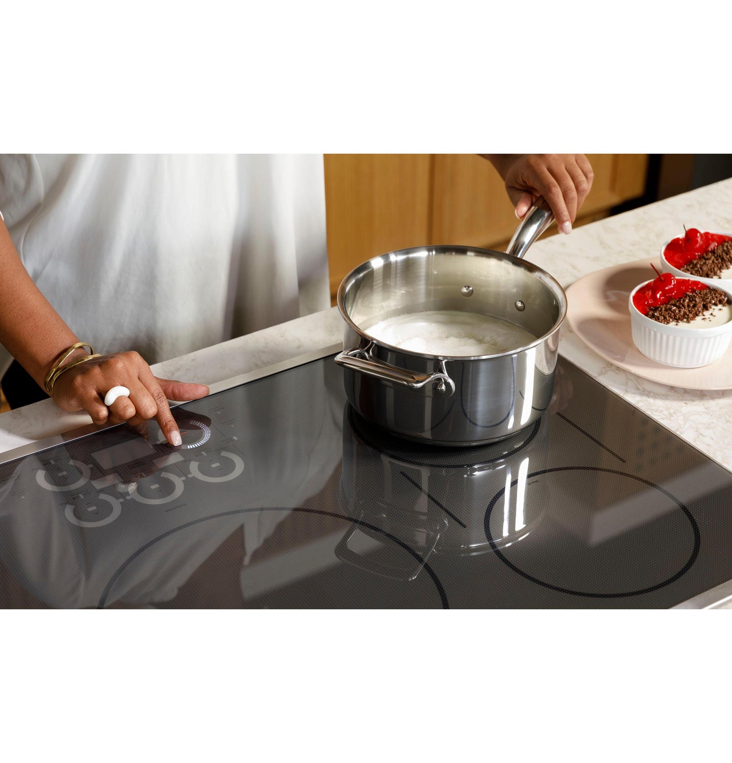 CAFE  Series ENERGY STAR 36" Built-In Touch Control Induction Cooktop Black - CHP90361TBB